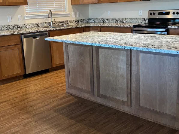 3211 Ramie Ln, Medford, OR 97503
