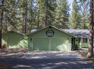 18944 River Woods Dr, Bend, OR 97702