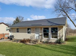 409 Taylor St, Traer, IA 50675