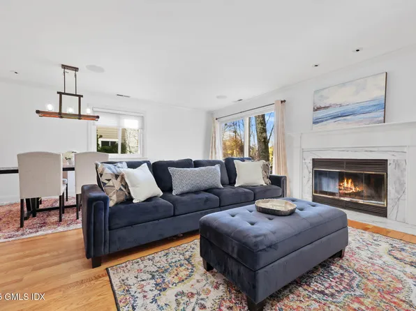 333 Palmer Hill Rd APT 2E, Greenwich, CT 06878