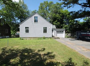 481 Evers St, Bridgeport, CT 06610