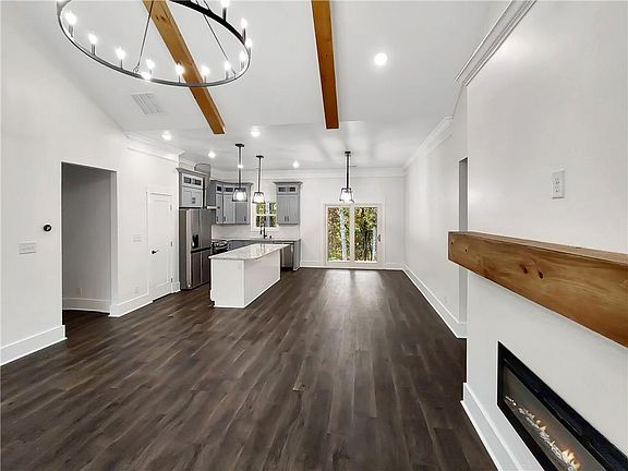 5th image of 3635 Cagle Rd