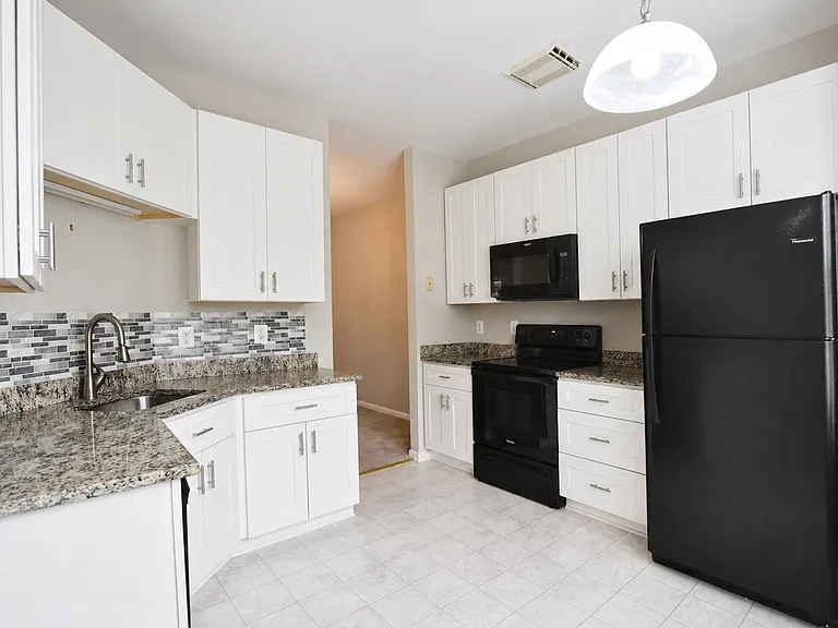 44190 Mossy Brook Sq — Photo 13