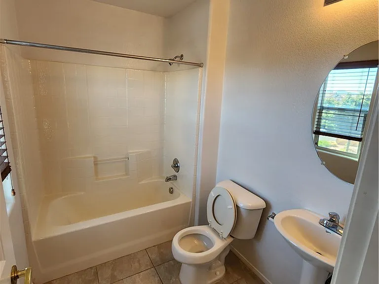 9106 Sheffield Garden Ave — Photo 12