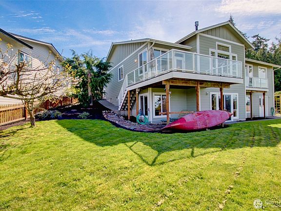 3rd image of 3403 Junco Place