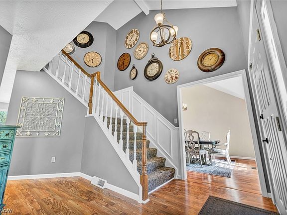 5th image of 4701 Queen Anne Ave