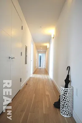 Rented by REAL New York | media 8