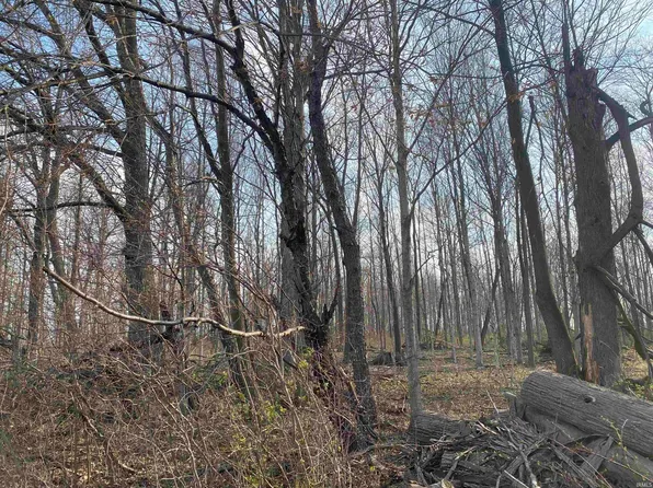 900 S, Warren, IN 46792