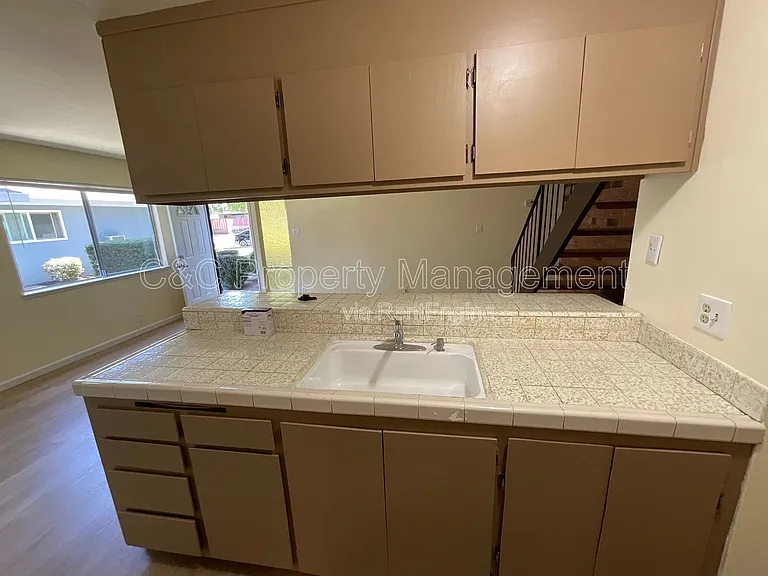 1315 Scossa Ave #2 — Photo 6