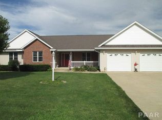 602 Fandel Rd, Metamora, IL 61548