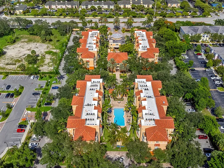 Welcome to Sunrise Village Apartments