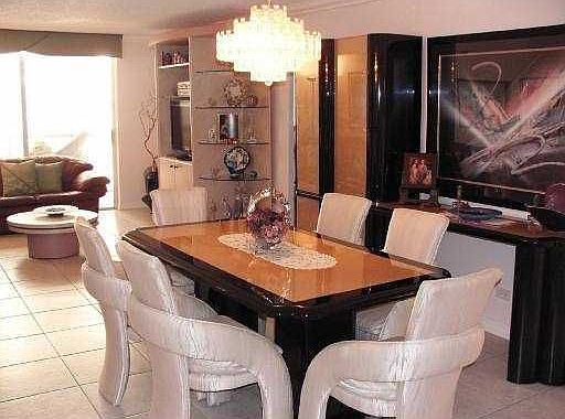 3rd image of 6039 Collins Ave APT 515