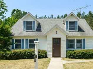 2566 Thompson Dr, Allegan, MI 49010