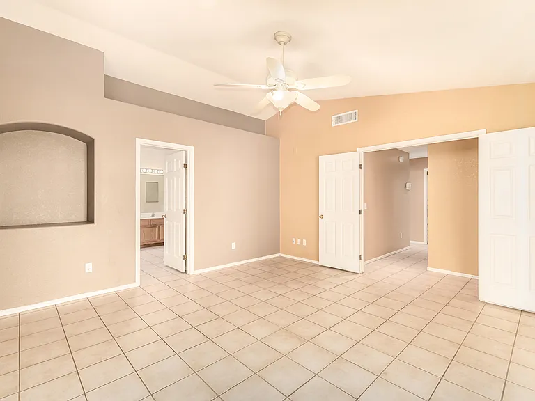 15221 N 87th Dr — Photo 22