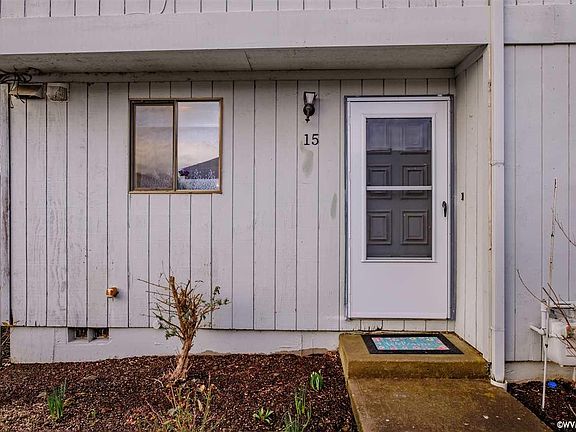 4th image of 652 32nd Ave SE APT 15