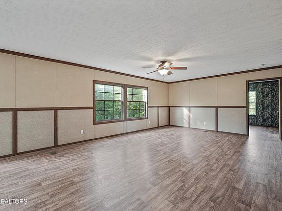5th image of 540 Mel Hall Rd