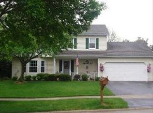 2412 Kingsley Dr, Naperville, IL 60565