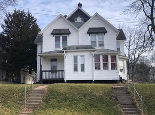1305 Belle Ave, Davenport, IA 52803