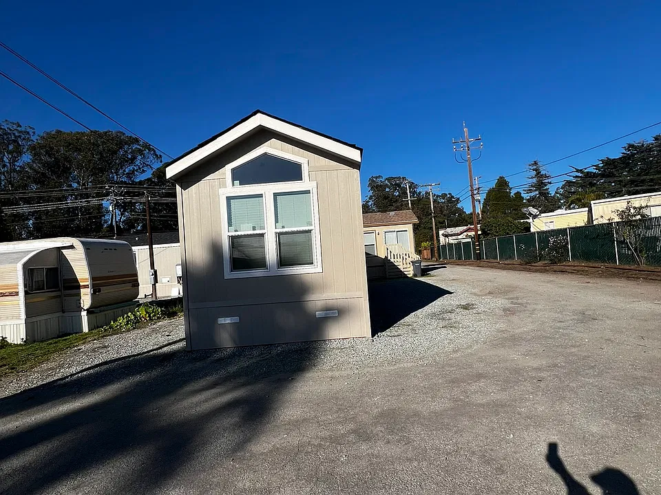 4150 Soquel Dr #12