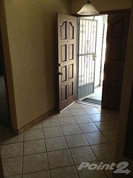 FRONT DOOR INSIDE