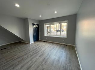 3014 S Broad St #1, Chicago, IL 60608