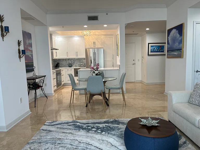 801 S Olive Ave #809 — Photo 3