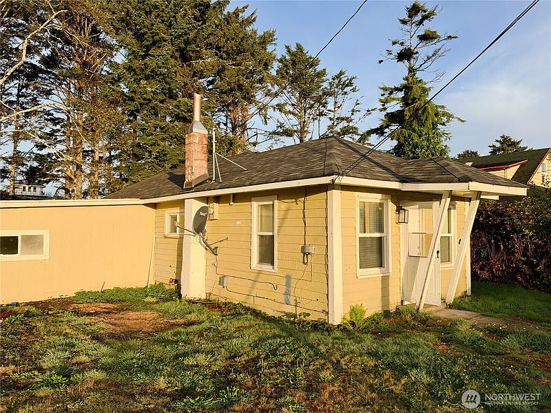 2nd image of 4777 Forwood Avenue
