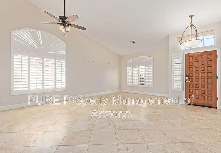 4623 E Rocky Slope Dr — Photo 3