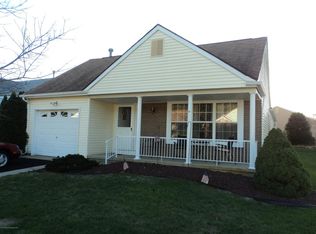 98 Narberth Way, Toms River, NJ