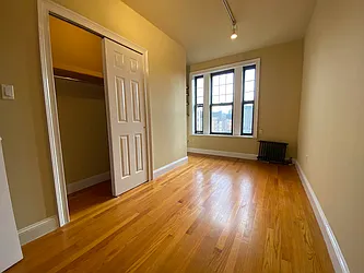 Rented by Best Apartments North Inc