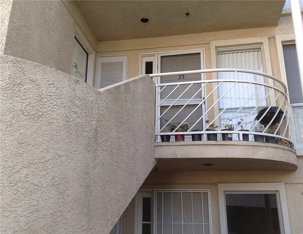 2 bed, 2.5 bath, 1170 sqft, $2,690 — Photo 4