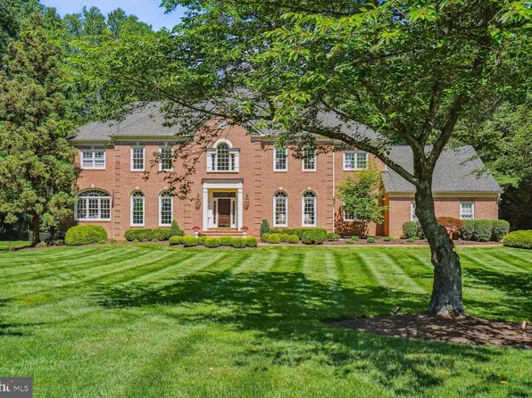 8904 Chequers Way, Mc Lean, VA 22102