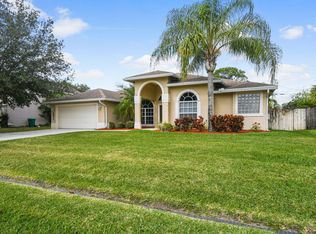 1271 SW Amboy Ave, Port Saint Lucie, FL 34953
