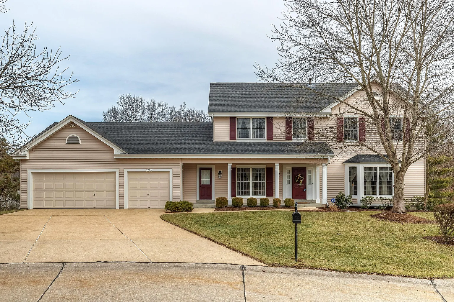 1712 Countrytop Ct photo 1