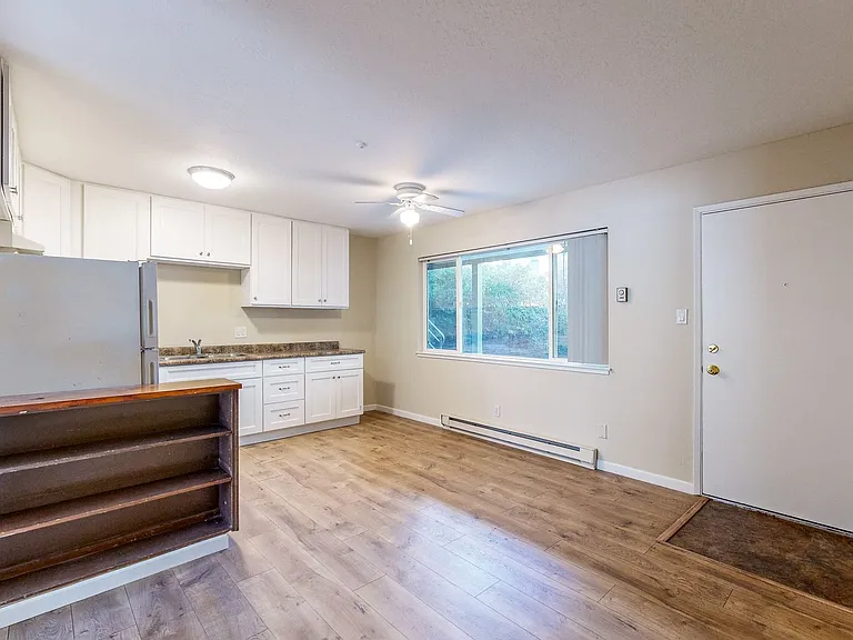 791 E Cotati Ave — Photo 12