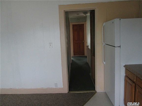 4th image of 9408 207th St