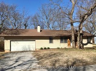 3215 S Franklin Ave, Springfield, MO 65807