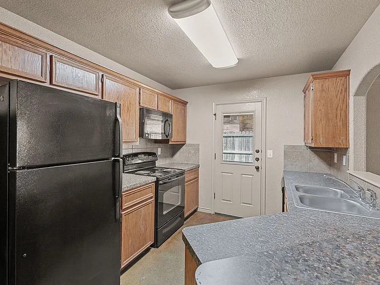 Pm1-Temp609 W Karey Dr — Photo 7