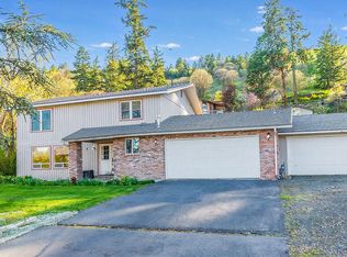 2318 Marina Dr, Klamath Falls, OR 97601