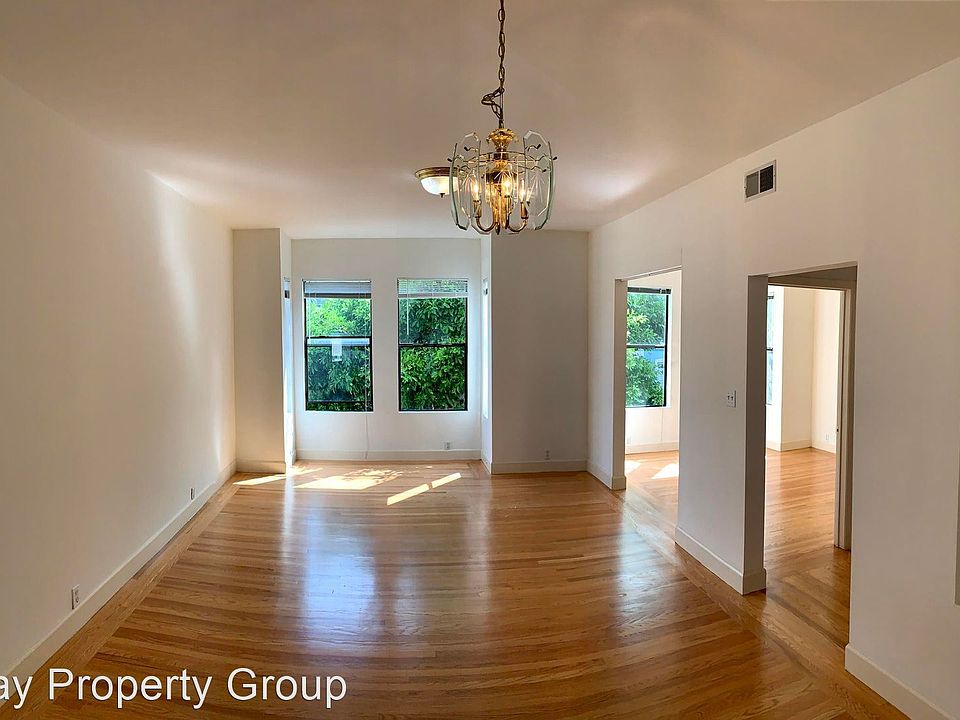 1st image of 1018 Greenwich St