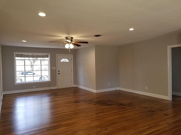 Huge Livingroom
