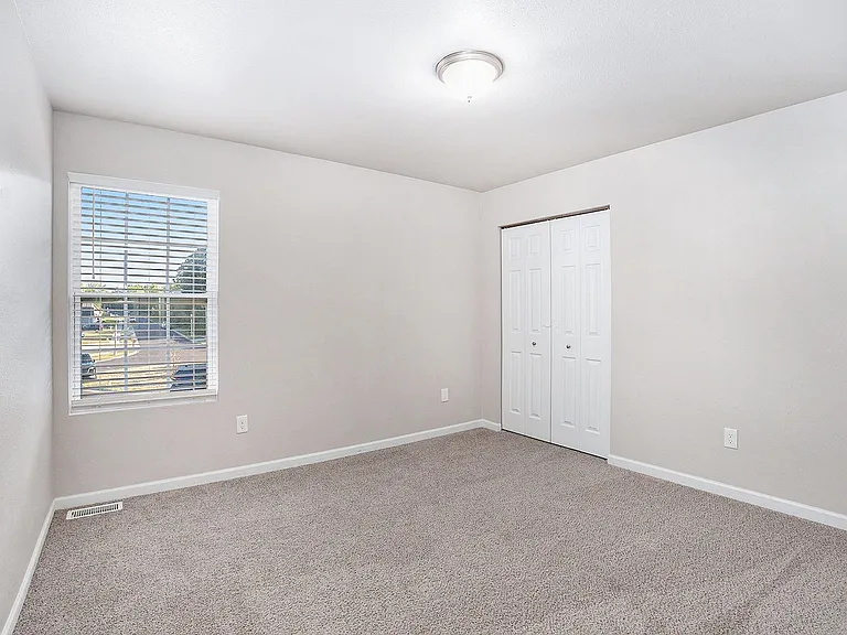 1048 Broken Ridge Dr — Photo 19
