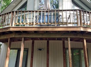 6289 Eagles Nest Dr, Bellaire, MI 49615