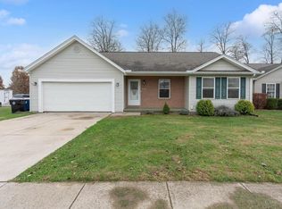 588 John Chambers Dr, Wilmington, OH 45177