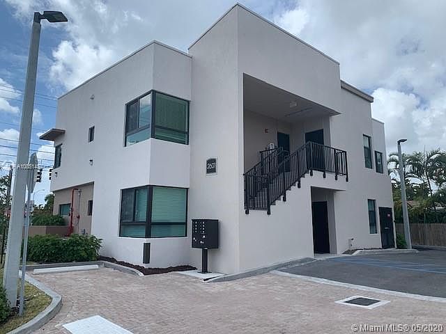1st image of 2601 W 12th Ave #202