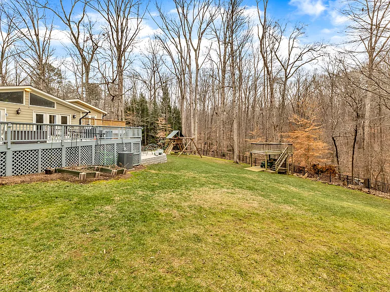 1126 Trailwood Dr — Photo 84