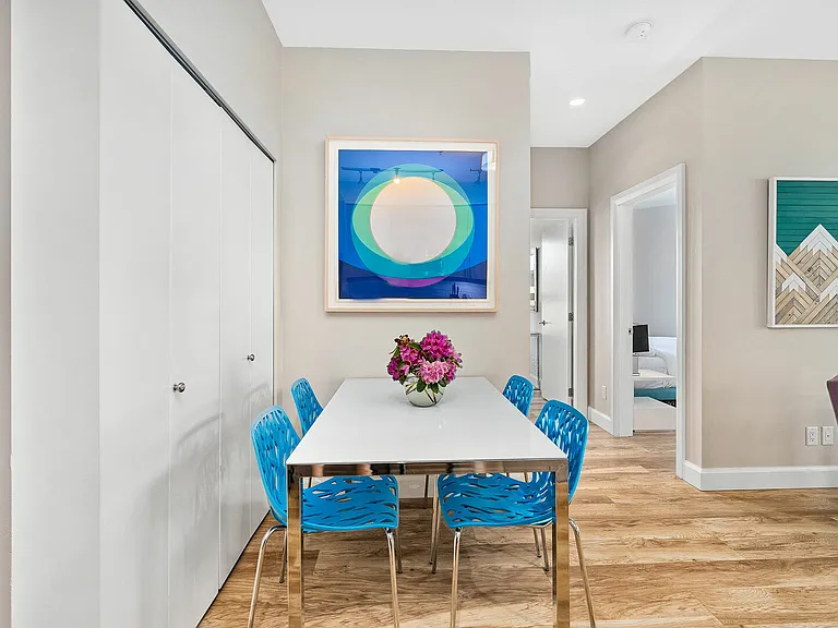 595 Pandora Ave #303 — Photo 10