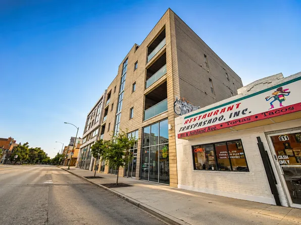 815 N Ashland Ave #3N, Chicago, IL 60622
