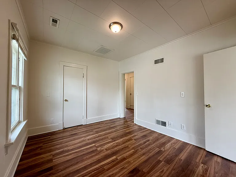 116 N 40th St #2 — Photo 11