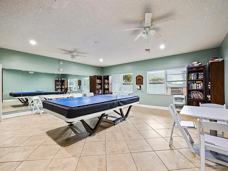 7200 Sunshine Skyway Ln S #6G — Photo 30